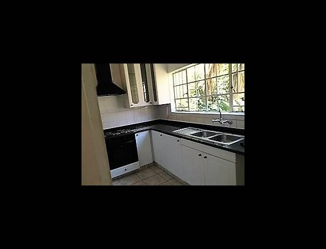 2 BEDROOM TOWNHOUSE FOR SALE IN SANDOWN
